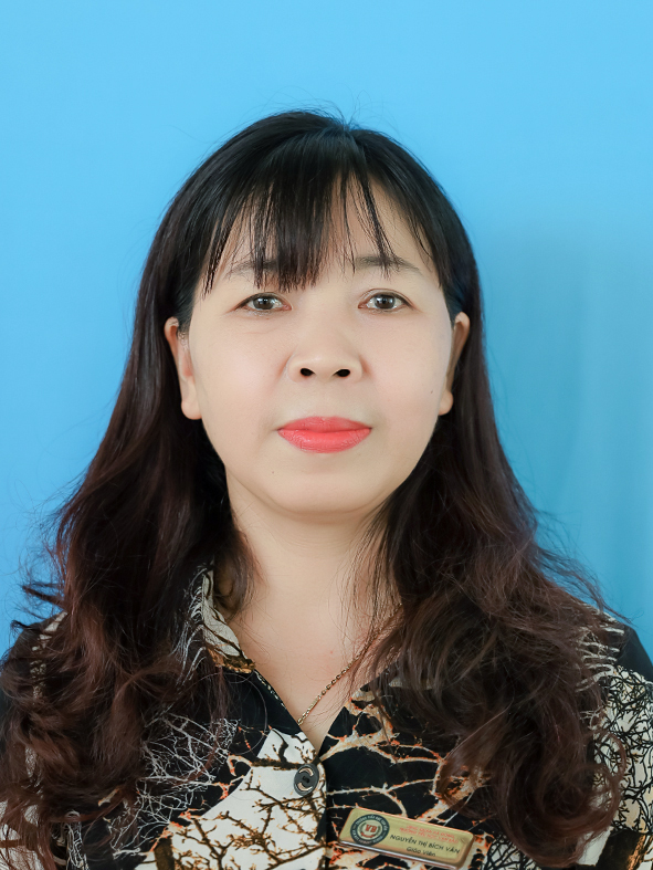 017172000216 Nguyễn Thị Bích Vân