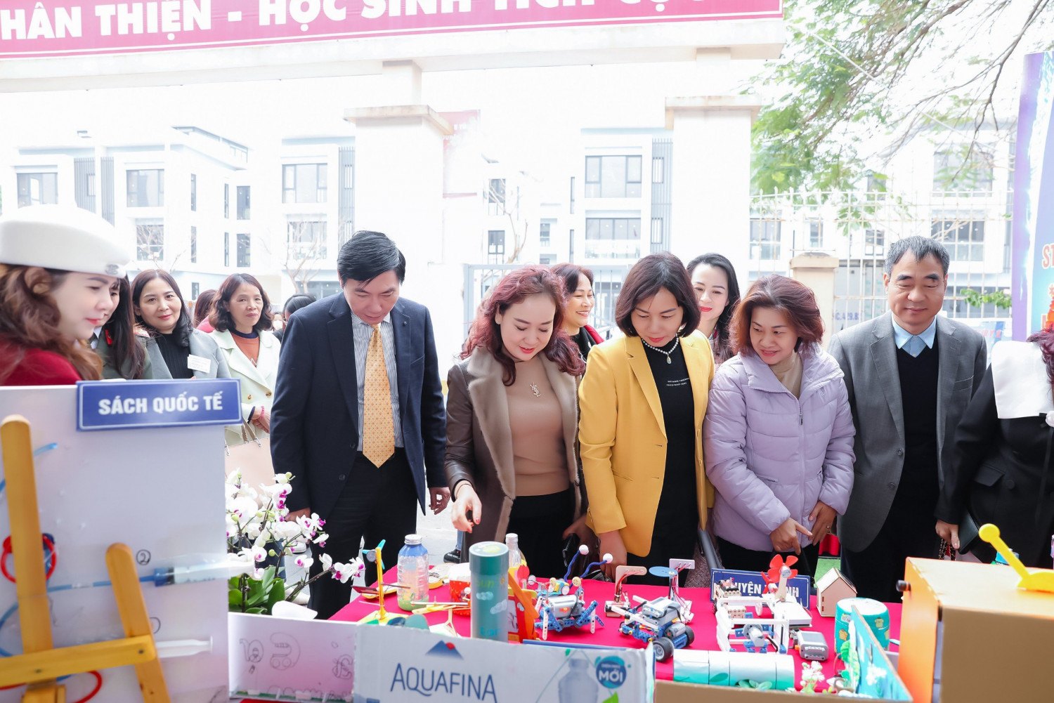 NGÀY HỘI CÔNG NGHỆ THÔNG TIN – STEM – VĂN HÓA THỂ THAO NGÀNH GIÁO DỤC VÀ ĐÀO TẠO QUẬN HÀ ĐÔNG NĂM 2024
